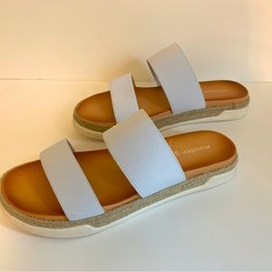 Madden Girl NEW NWOT Mighty Sandal White Size 10